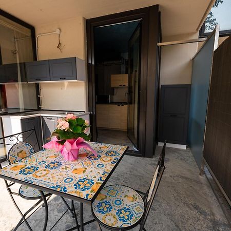 Garda Fantasy Paradise Silver O Gold Desenzano del Garda Exterior photo