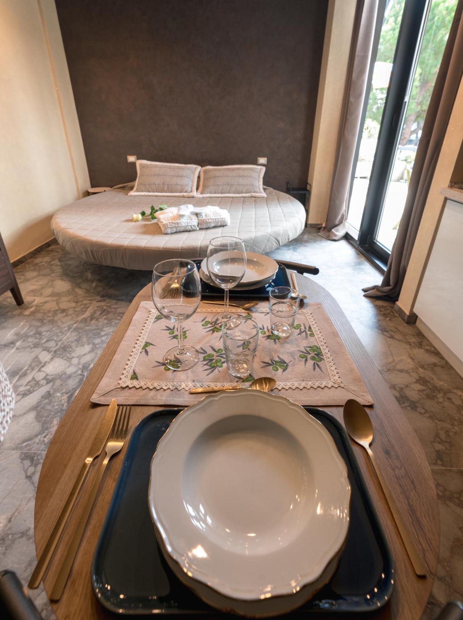 Garda Fantasy Paradise Silver O Gold Desenzano del Garda Exterior photo